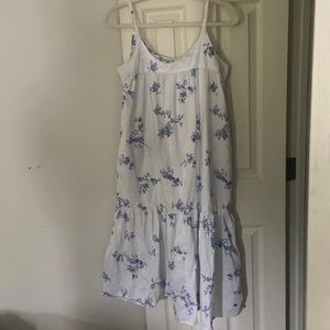 Plume | White Sleeveless Nightgown with Blue Floral Pattern - Size S